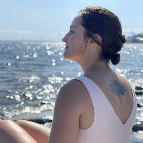 Meet your Posher, Jackie - Picture 1 of 1